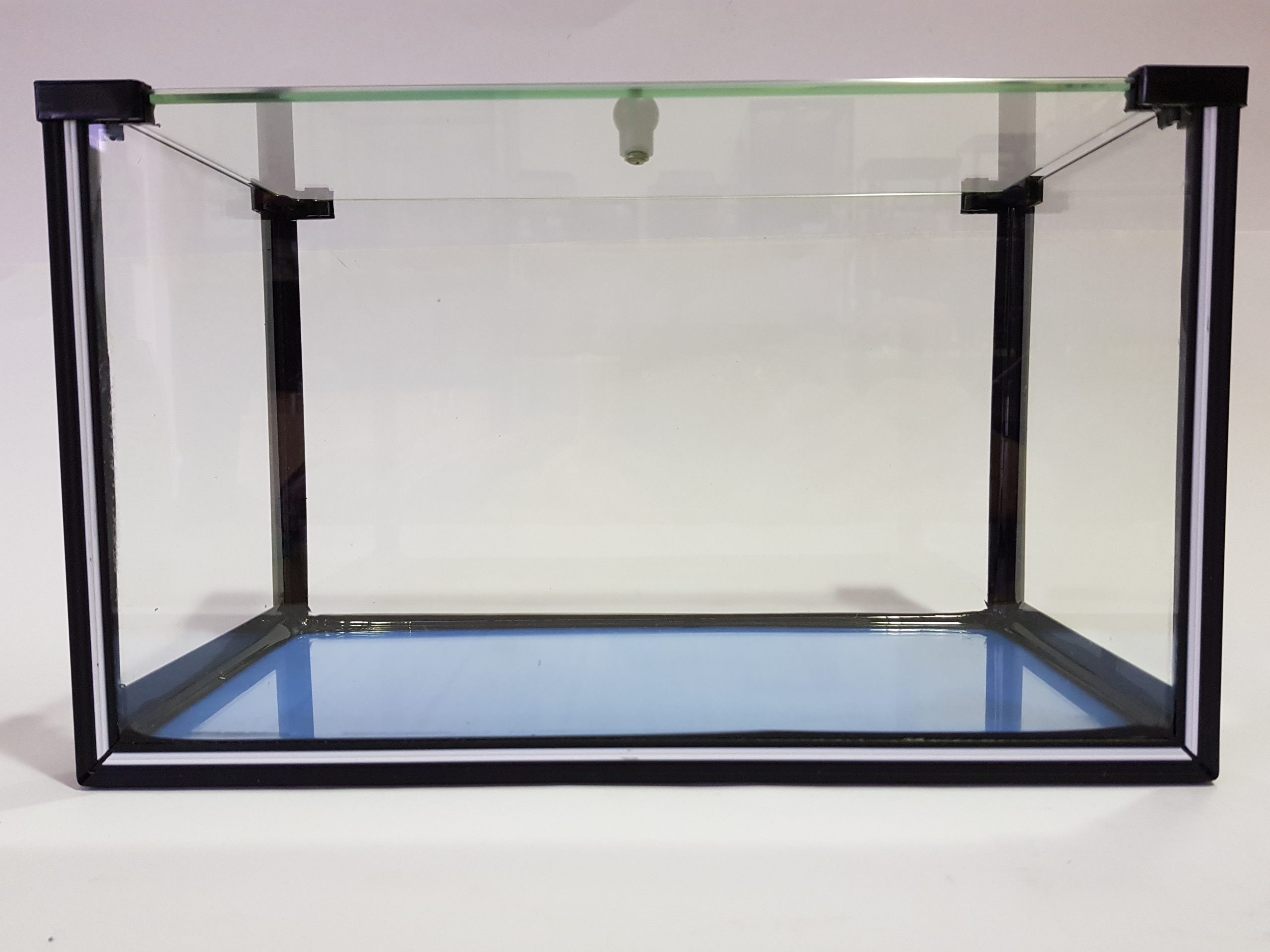  2 7L Fish Tank with Glass Lid 30x15x18cm Family Pet 